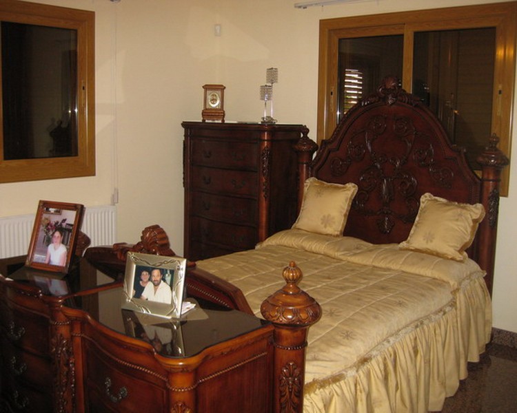 VILLA AT APESIA